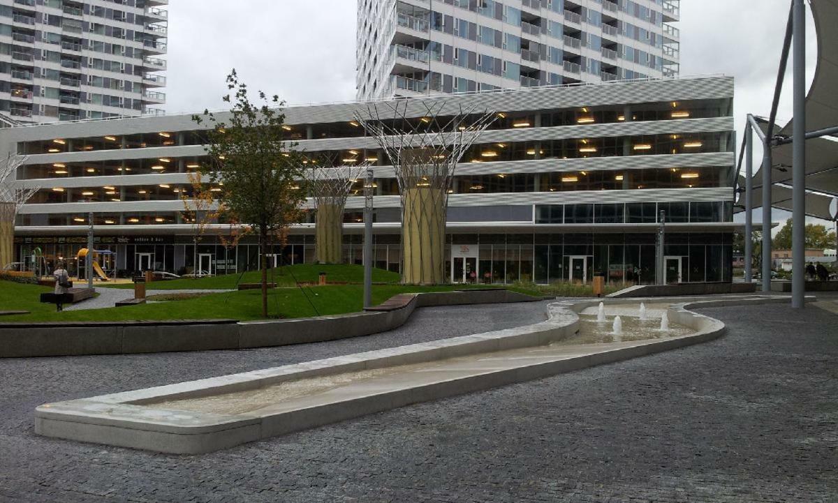 Panorama City Apartment With Free Parking Bratislava Extérieur photo
