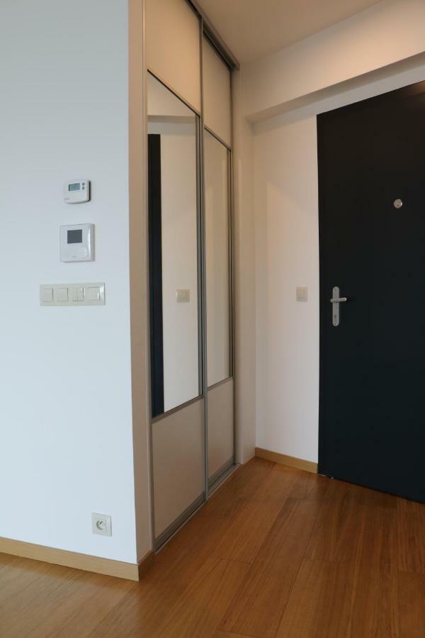 Panorama City Apartment With Free Parking Bratislava Extérieur photo
